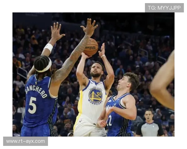 詹姆斯参与球队合练，有望对阵爵士迎赛季首秀