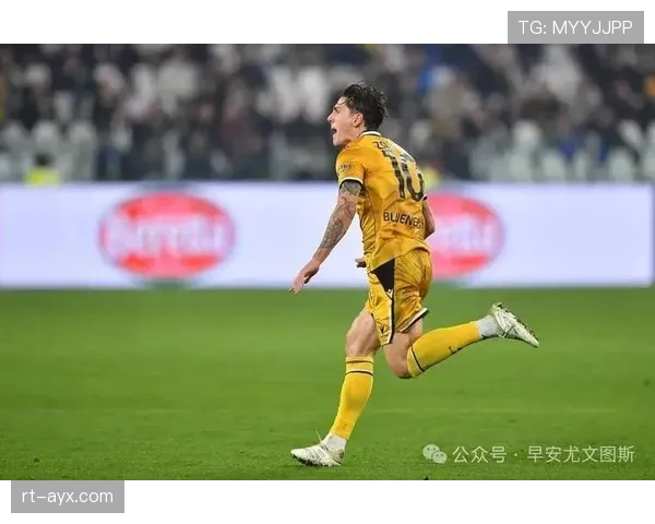 弗拉霍维奇头球中柱，尤文图斯错失扩大比分良机